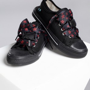 Sneakers • project by FrictionCode meets Hedonista