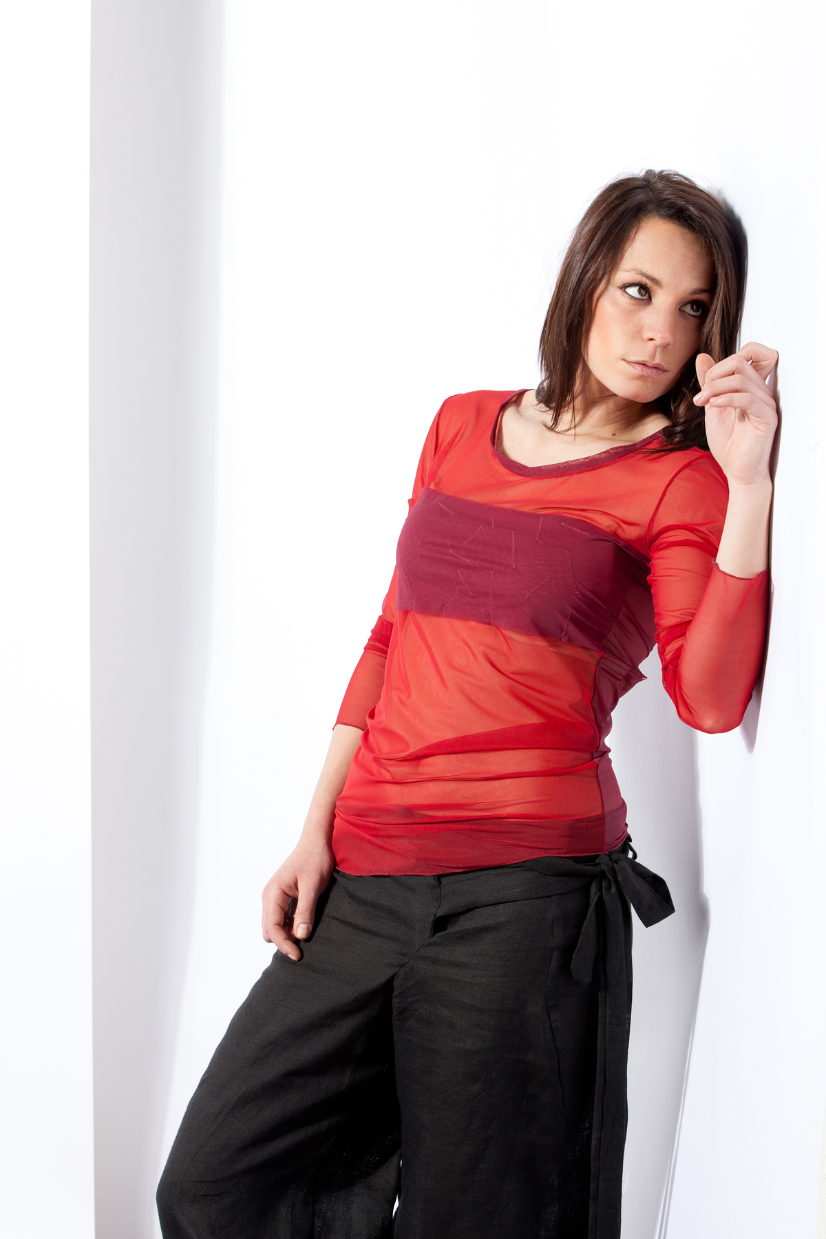 RED BLOUSE RED BLOUSE