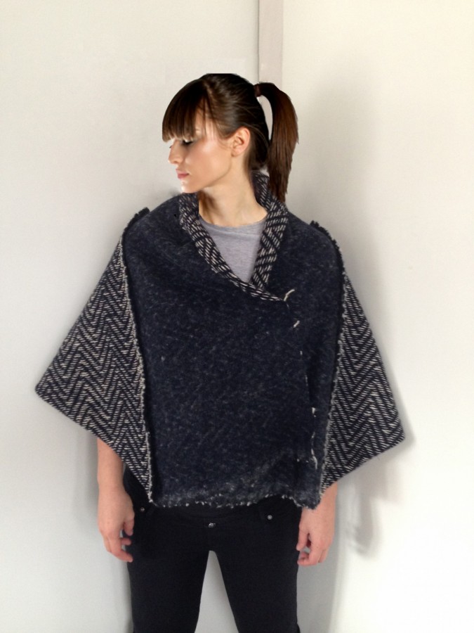 WOOL PONCHO^ WOOL PONCHO^